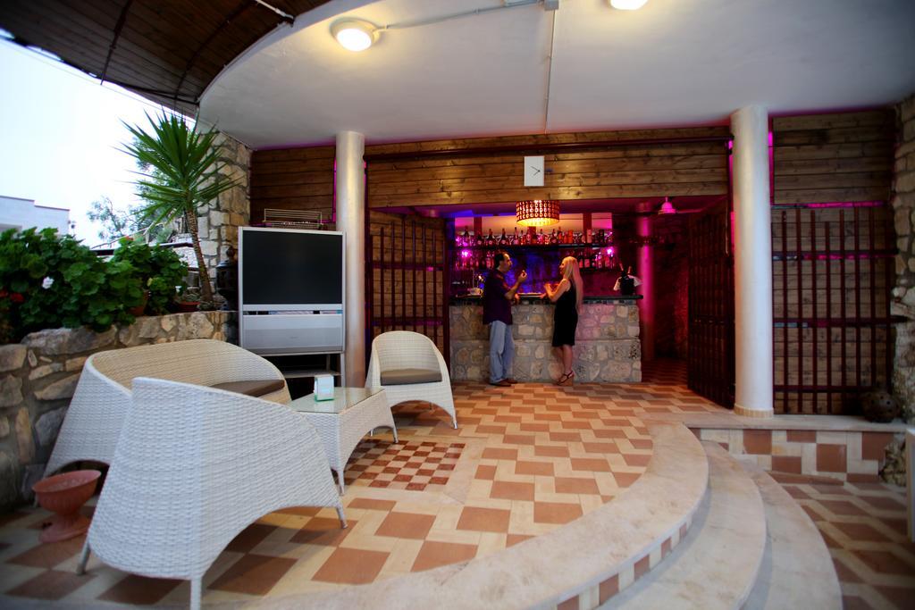 Agricostella Agriturismo เวียสเต ภายนอก รูปภาพ