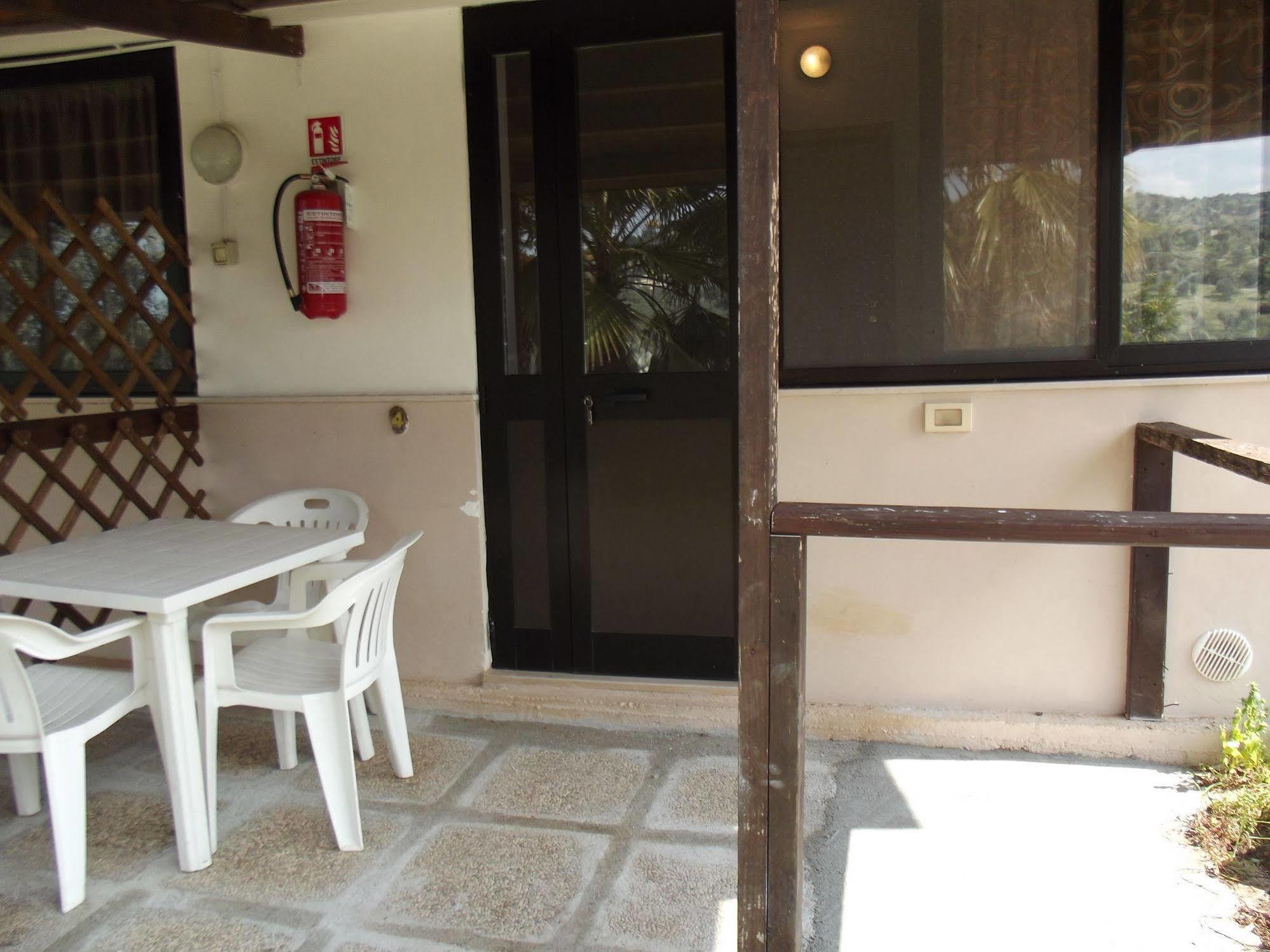 Agricostella Agriturismo เวียสเต ภายนอก รูปภาพ